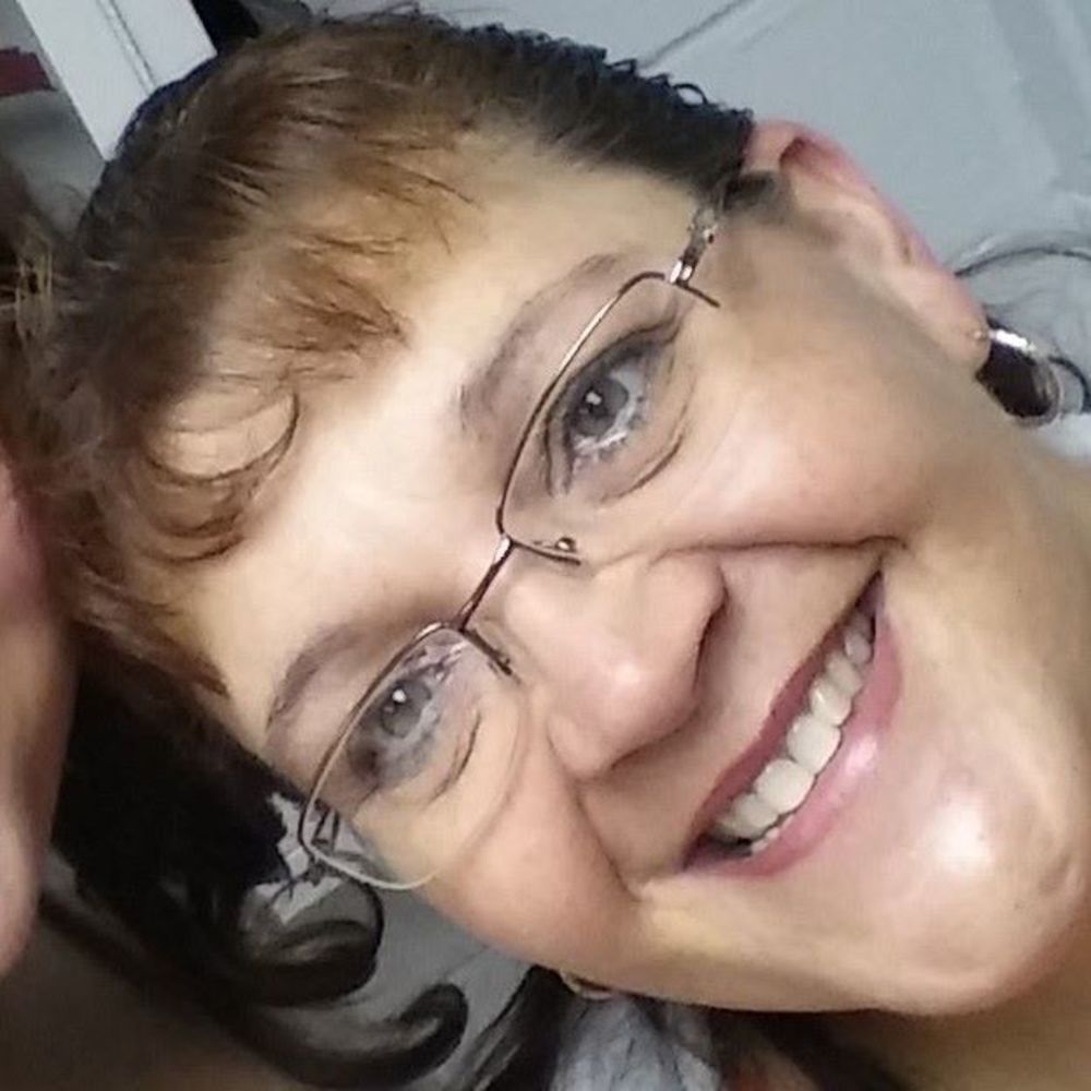 Meet your Posher, Connie